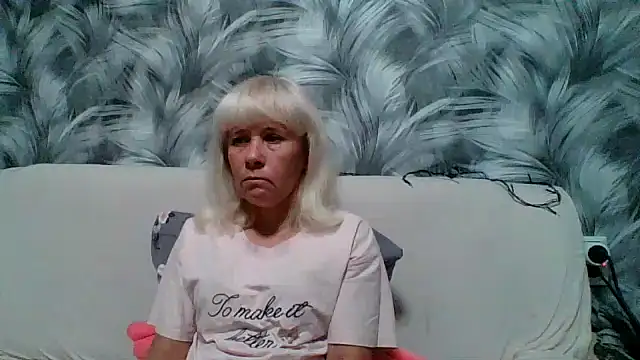 sakura blonde online show from October 4, 2025, 5:09 am