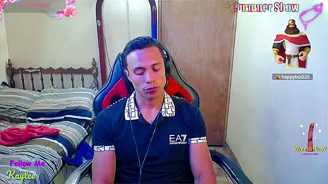 Snapshot of Willy_Mate chatting on February 4, 2025, 8:56 am Willy Mate online show from February 4, 2025, 8:56 am