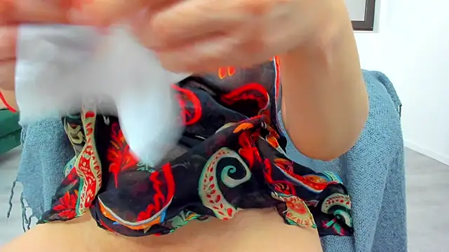 Julya Anna online show from March 19, 2025, 10:22 am