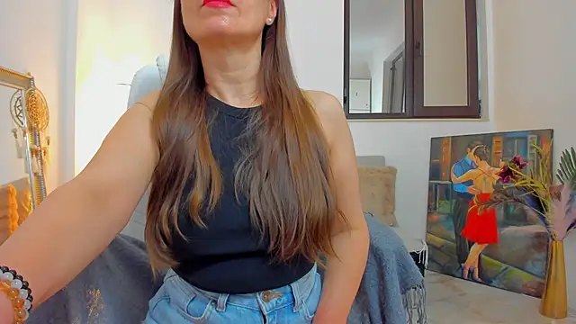 Snapshot of Julya_Anna chatting on May 19, 2026, 3:57 am Julya Anna online show from May 19, 2026, 3:57 am