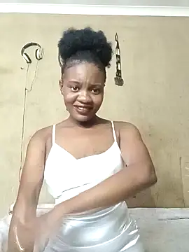 Browncaramel1999 online show from January 25, 2025, 9:57 am