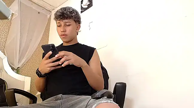 Snapshot of ThorLatinSex chatting on January 23, 2025, 8:13 pm ThorLatinSex online show from January 23, 2025, 8:13 pm