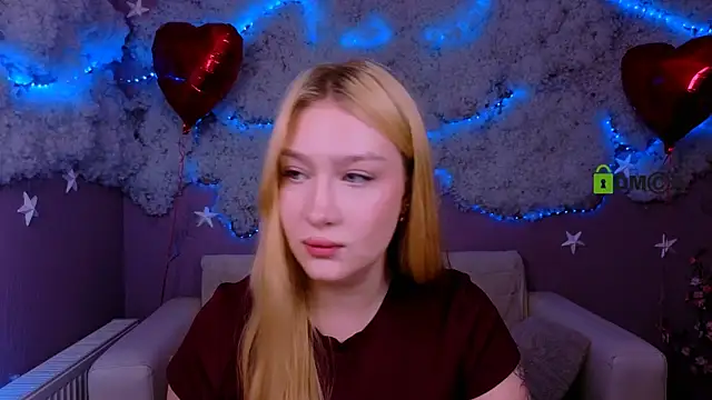 playful sophie online show from June 27, 2026, 7:20 pm