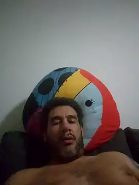 Snapshot of PNPdad6969 chatting on January 3, 2025, 11:46 am PNPdad6969 online show from January 3, 2025, 11:46 am