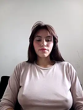 eriika deep  online show from October 3, 2025, 9:05 pm