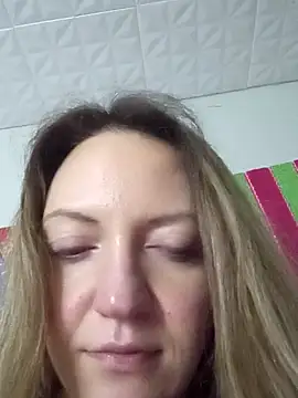 Snapshot of KattyLuuu chatting on March 1, 2026, 10:10 pm KattyLuuu online show from March 1, 2026, 10:10 pm