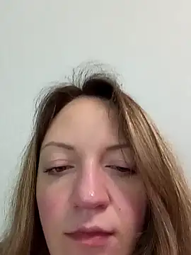 Snapshot of KattyLuuu chatting on February 20, 2026, 9:06 pm KattyLuuu online show from February 20, 2026, 9:06 pm