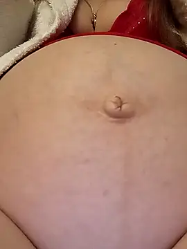 Snapshot of KattyLuuu chatting on February 11, 2026, 9:14 pm KattyLuuu online show from February 11, 2026, 9:14 pm