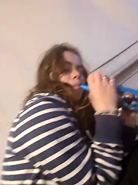 Snapshot of biggnipz chatting on September 20, 2025, 10:53 am biggnipz online show from September 20, 2025, 10:53 am