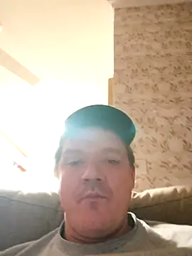 biggnipz online show from June 12, 2026, 5:27 am