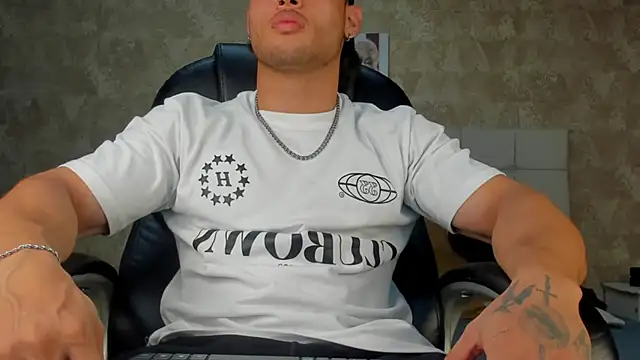 jeicob gagnon online show from September 14, 2025, 12:22 am