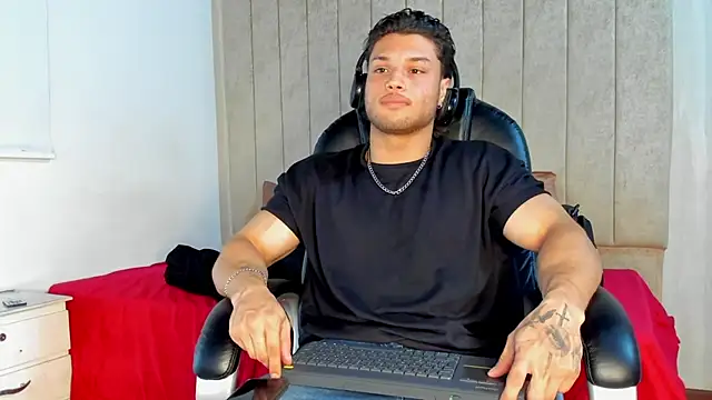 jeicob gagnon online show from October 3, 2025, 6:59 am