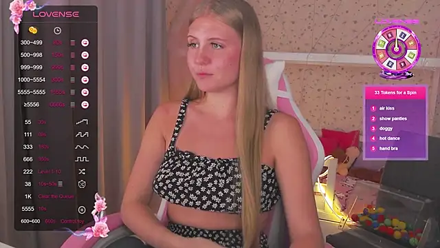 Miss Esmiie online show from January 30, 2025, 6:21 pm