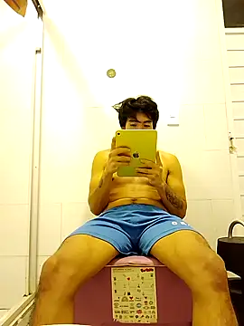 Snapshot of GIOOOO568 chatting on February 20, 2026, 7:43 am GIOOOO568 online show from February 20, 2026, 7:43 am