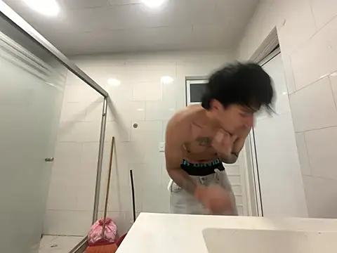 GIOOOO568 online show from January 19, 2026, 5:11 am