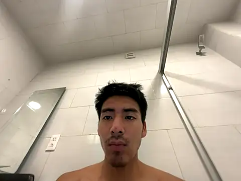 GIOOOO568 online show from September 27, 2025, 2:07 am