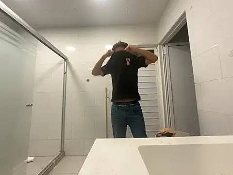 Snapshot of GIOOOO568 chatting on February 19, 2026, 7:27 am GIOOOO568 online show from February 19, 2026, 7:27 am