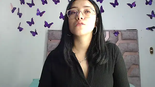 Anny Fox- online show from May 12, 2026, 2:52 am