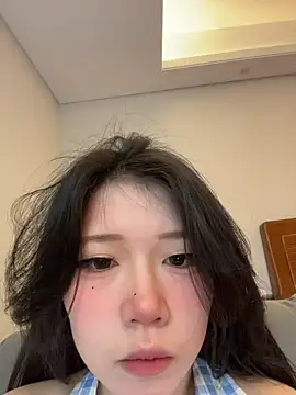 Snapshot of wanou_bb chatting on May 13, 2026, 4:03 pm wanou bb online show from May 13, 2026, 4:03 pm
