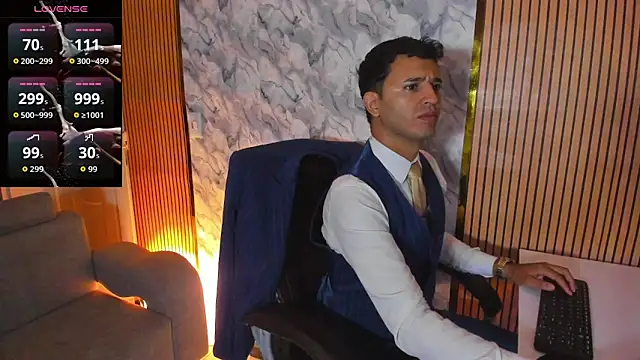 Hideintheoffice online show from October 11, 2025, 11:50 pm