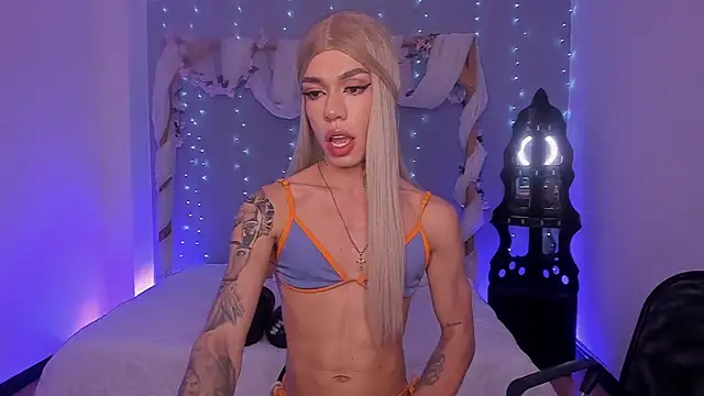 Camillesanto online show from March 18, 2025, 2:51 am