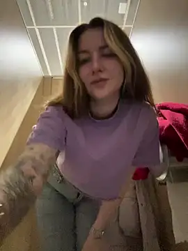 MayaMystic online show from March 14, 2025, 9:24 am