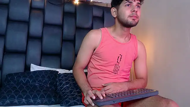 Samir bear online show from March 18, 2025, 12:50 pm