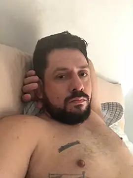 Snapshot of Danilo280489 chatting on December 17, 2024, 11:17 am Danilo280489 online show from December 17, 2024, 11:17 am