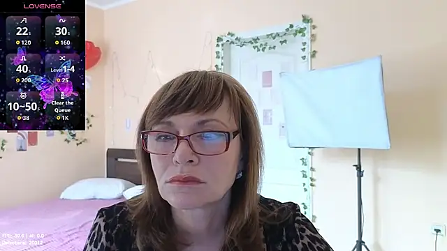 Snapshot of Miss_Moren chatting on July 1, 2026, 4:02 am Miss Moren online show from July 1, 2026, 4:02 am