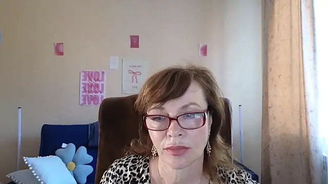 Snapshot of Miss_Moren chatting on August 8, 2026, 5:25 am Miss Moren online show from August 8, 2026, 5:25 am