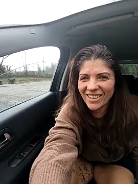 sansan2411 online show from November 16, 2025, 2:11 pm