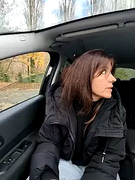 sansan2411 online show from November 2, 2025, 1:27 pm