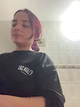 Snapshot of Ema_kraus chatting on March 18, 2026, 12:25 am Ema kraus online show from March 18, 2026, 12:25 am