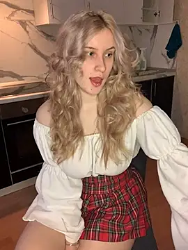 Sweet white chocolate online show from March 12, 2025, 5:35 am