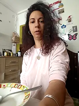 naughty69curls online show from February 18, 2026, 10:33 am