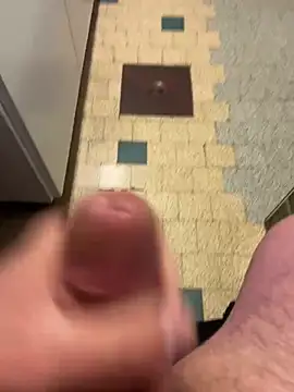 Snapshot of mikiss789 chatting on March 21, 2026, 6:47 am mikiss789 online show from March 21, 2026, 6:47 am