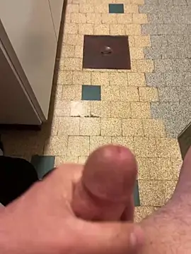 Snapshot of mikiss789 chatting on March 3, 2026, 3:35 am mikiss789 online show from March 3, 2026, 3:35 am