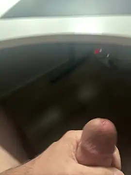 Snapshot of mikiss789 chatting on February 14, 2026, 4:34 am mikiss789 online show from February 14, 2026, 4:34 am