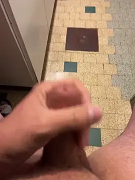 mikiss789 online show from November 9, 2025, 5:44 am