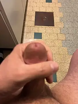 Snapshot of mikiss789 chatting on February 11, 2026, 3:50 am mikiss789 online show from February 11, 2026, 3:50 am