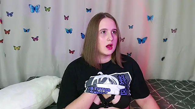 Phantommira online show from February 25, 2025, 9:15 pm