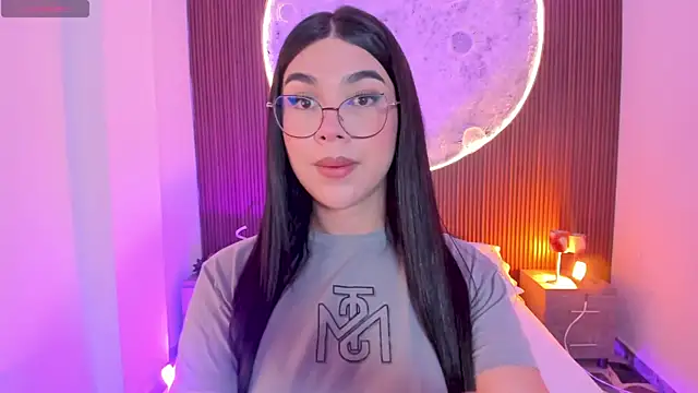 Snapshot of RoseCassie chatting on July 13, 2026, 1:21 pm RoseCassie online show from July 13, 2026, 1:21 pm