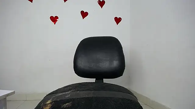 xoxo 06 online show from March 15, 2025, 6:47 am