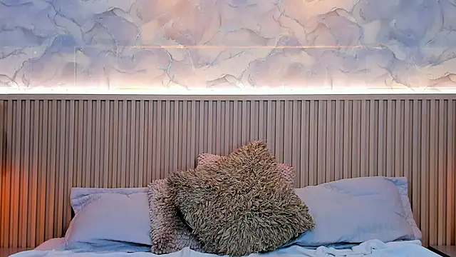 AinaraJimenez online show from October 3, 2025, 9:11 am