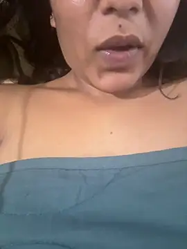 priyadevi17 online show from February 28, 2025, 3:26 am