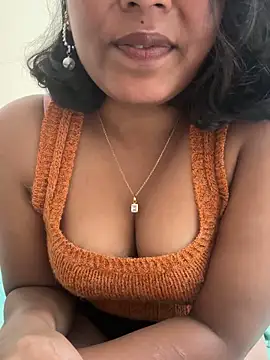 priyadevi17 online show from September 26, 2025, 8:54 am