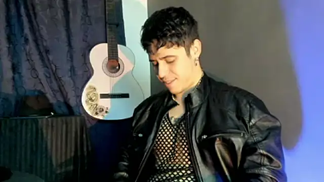 Antonello Vannucci online show from December 2, 2025, 7:43 am