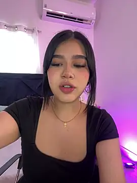 Lily Woodz online show from July 31, 2026, 7:11 pm