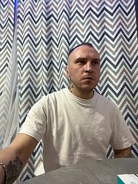 Snapshot of _x_x_x_x_x_x chatting on December 25, 2024, 5:16 am x x x x x x online show from December 25, 2024, 5:16 am