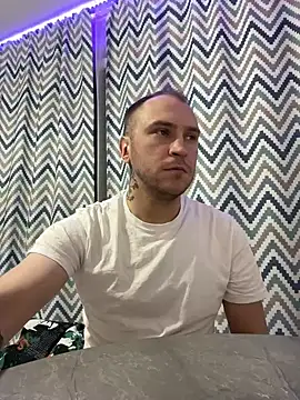 Snapshot of _x_x_x_x_x_x chatting on January 8, 2025, 3:51 am x x x x x x online show from January 8, 2025, 3:51 am